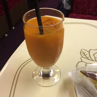 パーラーインペリアル - 