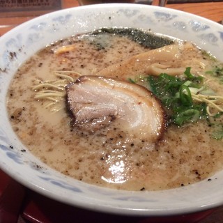 大阪上本町駅でおすすめの美味しいラーメンをご紹介 食べログ 大阪上本町駅でおすすめの美味しいラーメンをご紹介 食べログ