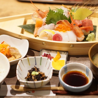 ごはんや 華火_1