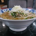 米の粉の滝ドライブイン - 味噌ラーメン