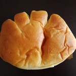 亀井堂 - クリームパン　税抜２１０円