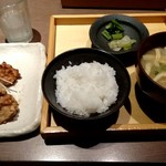 五穀 - 鶏のヘルシー竜田揚げ定食930円(2017/11)