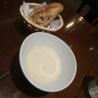 BISTRO DOUBLE - じゃがいもスープとパン