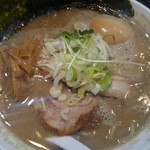 濃厚煮干しらーめん