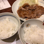 米福(ご飯2種と生姜焼きの共演)