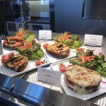 トシ・ヨロイヅカ 東京 - 