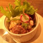 アン ボルゾー ドス - タコとキノコのマリネ