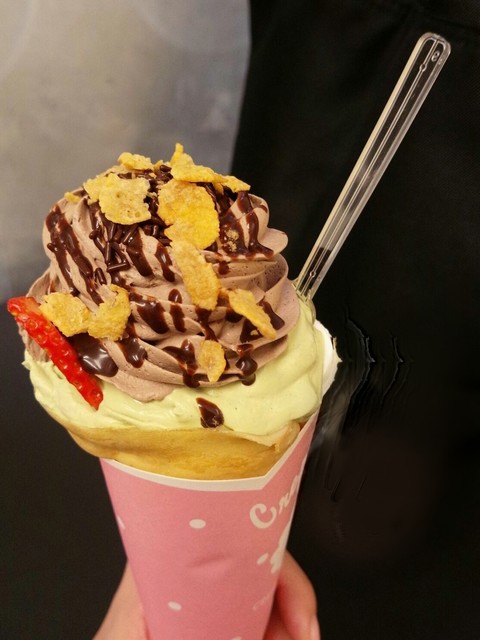 クレープゴリラ長居本店>