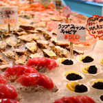 糸満漁業協同組合 お魚センター - 