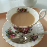 PANORAMA - 紅茶(HOT)￥410(税込)