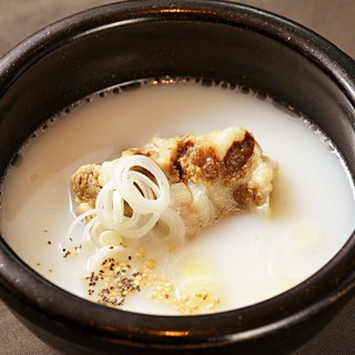 じっくり煮込んだテールスープ