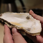 味あら井 - ラオス牡蠣のエキスを頂きます