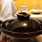 味あら井 - 山国川津蟹で出汁をとります