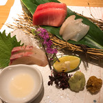 四季会席 香桜凛 - 造り盛り合わせ♫