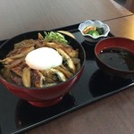 鰻魚柳川蓋飯