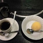 代々木 今半 - お口直しのコーヒーとジェラート