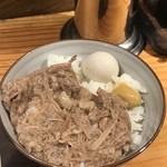 要の塩 - ほぐし煮豚飯