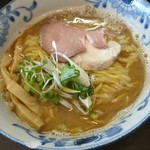 麺屋AMORE - 味玉バリ鰹ラーメン大盛980円（味玉忘れられる）
