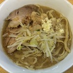 ラーメン二郎 - ラーメン 750円　麺半分・全部ちょっとで