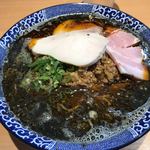 中華そば 虎桜 - ブラック担々麺（期間限定）チャーシュートッピング