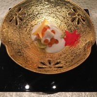 寿司と日本料理 銀座 一 - 生麩の白和え
