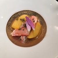 寿司と日本料理 銀座 一 - ズワイガニと柿の土佐酢