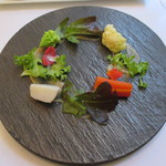 冬の根菜と鮑の肝のバーニャカウダ