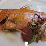 アマルフィイ - 1本魚のオーブン焼き