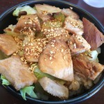 冷菜麺家 蓮 - チャーシュー丼