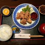 Waku - 鶏の唐揚げセット(700円)