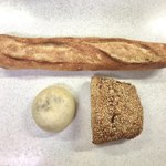 バゲット 200円(税込)
          こしあんとクリームチーズ 180円(税込)
          栗と大納言 290円(税込)