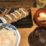 肉汁餃子のダンダダン - 