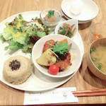 実身美 大手町店 - 