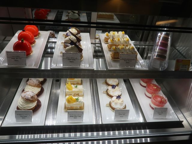 渋谷のホテルでゆったりとケーキを エスタシオン カフェ By ベッキオ エスタシオン カフェ Estacion Cafe 渋谷 ラウンジ 食べログ