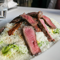 RUBY JACK'S SEAFOOD & STEAK - たブラックアンガスビーフ リブアイステーキのシーザーサラダ