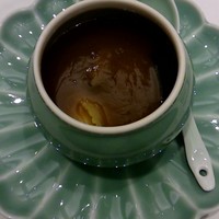中国料理 翡翠宮 - 山海珍味の壺蒸しスープ