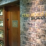 ザ・ボウ・バー - 外観