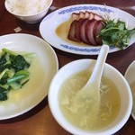 中華菜館 同發 - 香港式ランチ