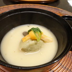 妙見石原荘 食菜石蔵 - 牡蠣真丈白みそ仕立て