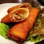 郷村居 - パリパリ春巻き　220円/本　本当にパリパリ。中のあんの味付けがしっかりしているのでそのままでおいしくいただけます。カラシがあるとサイコーかな？