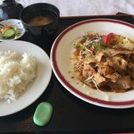 函館ベイコーストカントリークラブ - 生姜焼き定食（食いかけ）