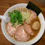 翔丸 - チャーシュー麺（大）