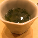 寿司処 しん - 蛤の味噌汁