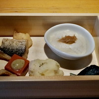 石塀小路豆ちゃ 京都 - おばんざい箱