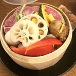 農家さんのこだわり野菜盛り合わせと豆腐