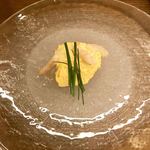 24飾気の前菜  人参と海老のムース