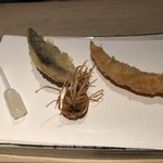 中目黒いぐち 上ル - 海老の頭がサクサク！