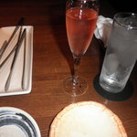 雷山の水と乾杯用「ロゼスパークリング」