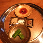 ニラとメルチ韓国版魚醤