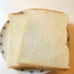 ベーカリーハラダ - 食パン